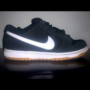 Nike SB dunk black and white gum (size 10)